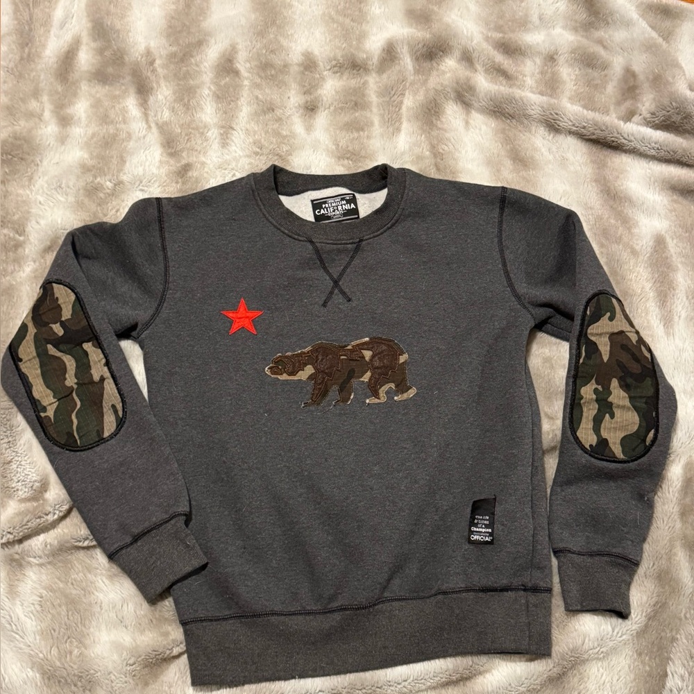 premium california sweatshirt - small nwot
